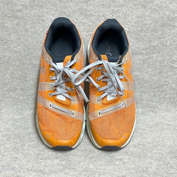 On Running Other - On Running Cloudgo Mens 8.5 Orange Road Running Shoes GUC Streetwear Athleisure